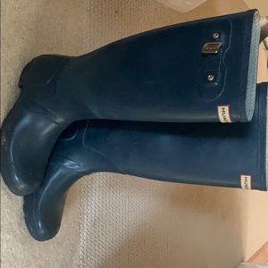 Women’s hunter rainboots tall size 8